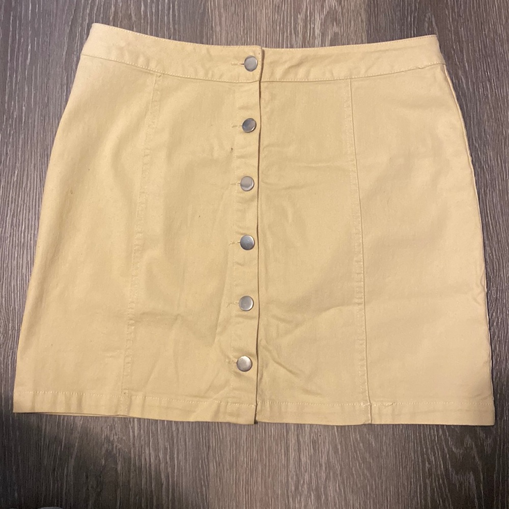 cream denim skirt